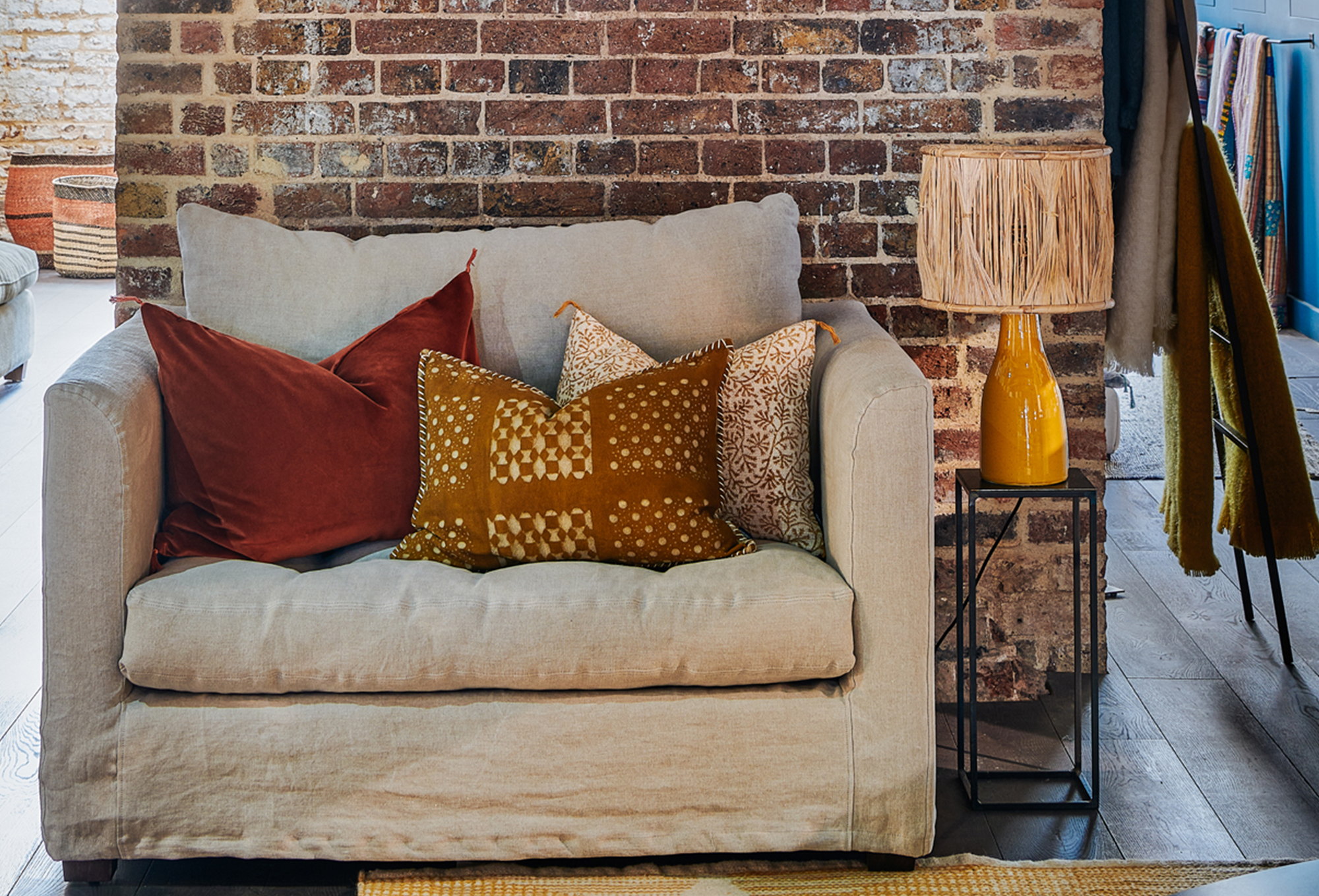 Loveseat Hajay